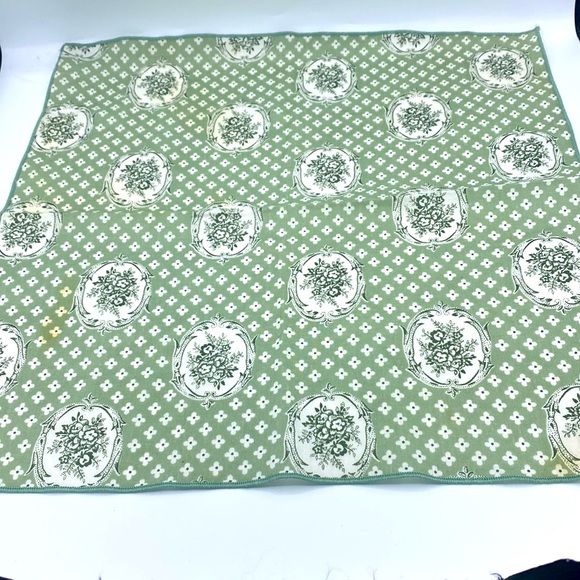 Women’s Handkerchiefs Set Of 2 - Picture 5 of 6